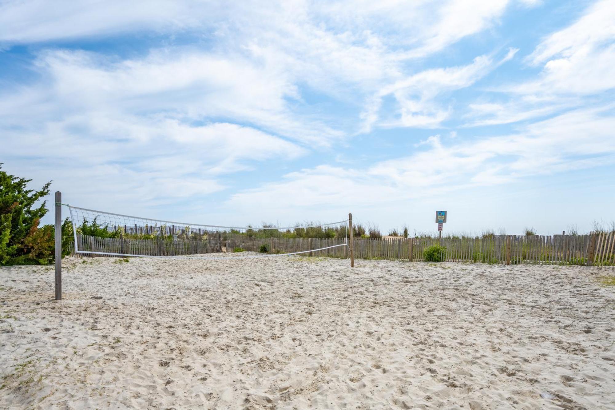 Carousel Resort Hotel And Condominiums Ocean City Exterior photo